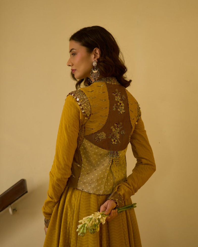 Alka Gilet chanderi indo-western by SWATTI KAPOOR in yellow for women Worldwide