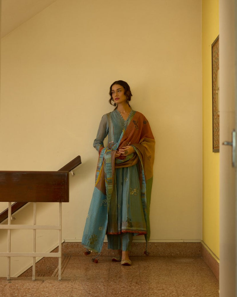 Chhaya Kurta chanderi kurta/kurta set by SWATTI KAPOOR in blue for women Worldwide