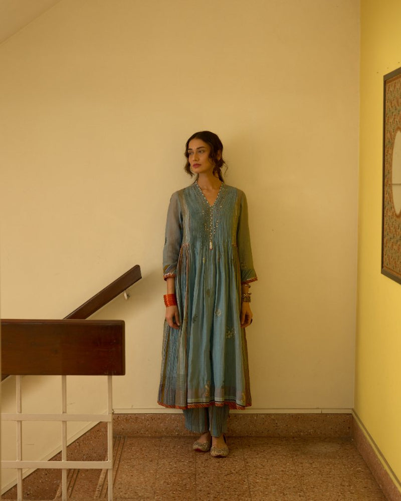 Chhaya Kurta chanderi kurta/kurta set by SWATTI KAPOOR in blue for women Worldwide