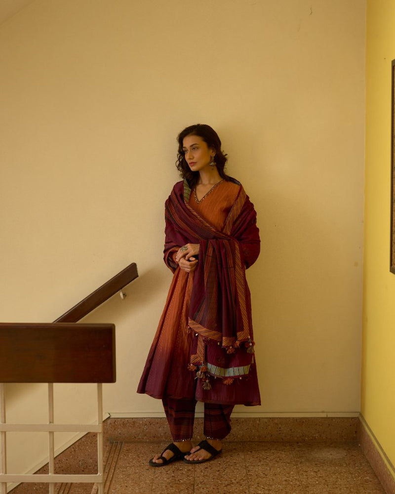 Pihu Dupatta chanderi dupatta by SWATTI KAPOOR in maroon for women Worldwide
