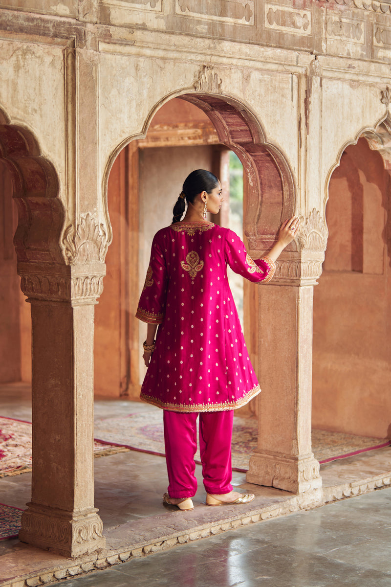 INAAYAT - HOTPINK CHAUGA WITH SALWAR chanderi silk kurta/kurta set by SHEETAL BATRA in pink for women Worldwide