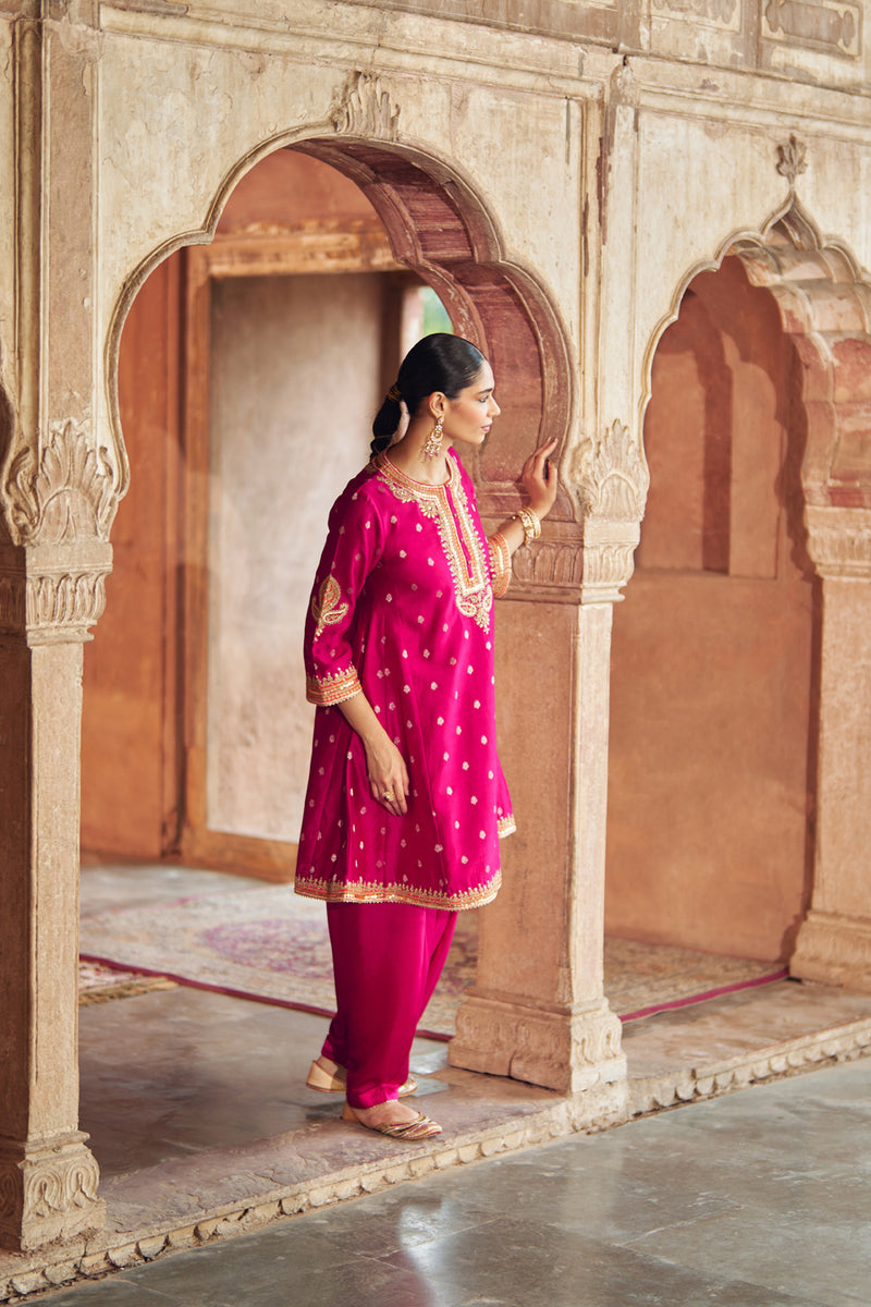 INAAYAT - HOTPINK CHAUGA WITH SALWAR chanderi silk kurta/kurta set by SHEETAL BATRA in pink for women Worldwide