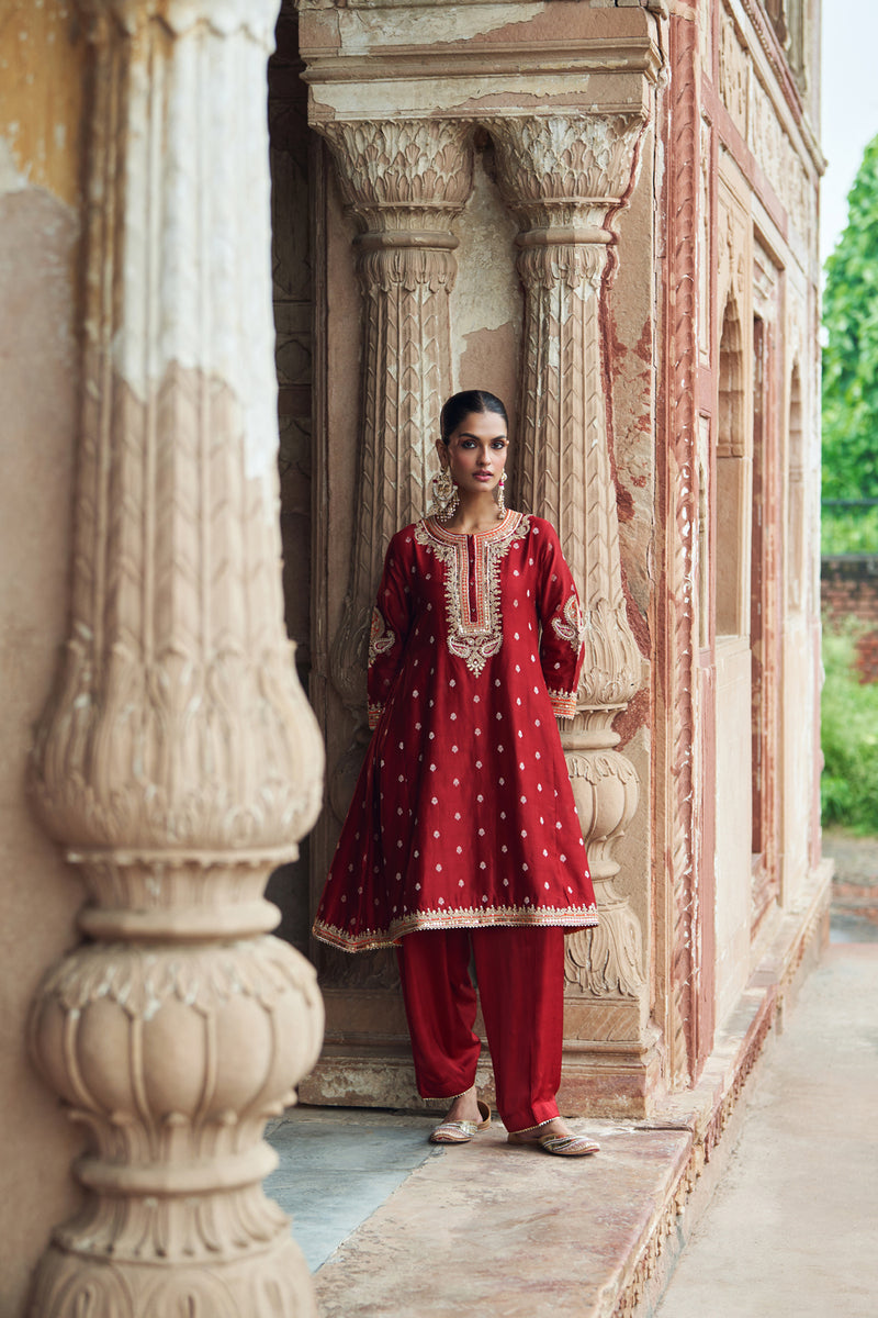 INAAYAT - DEEP RED CHAUGA WITH SALWAR chanderi silk kurta/kurta set by SHEETAL BATRA in red for women Worldwide