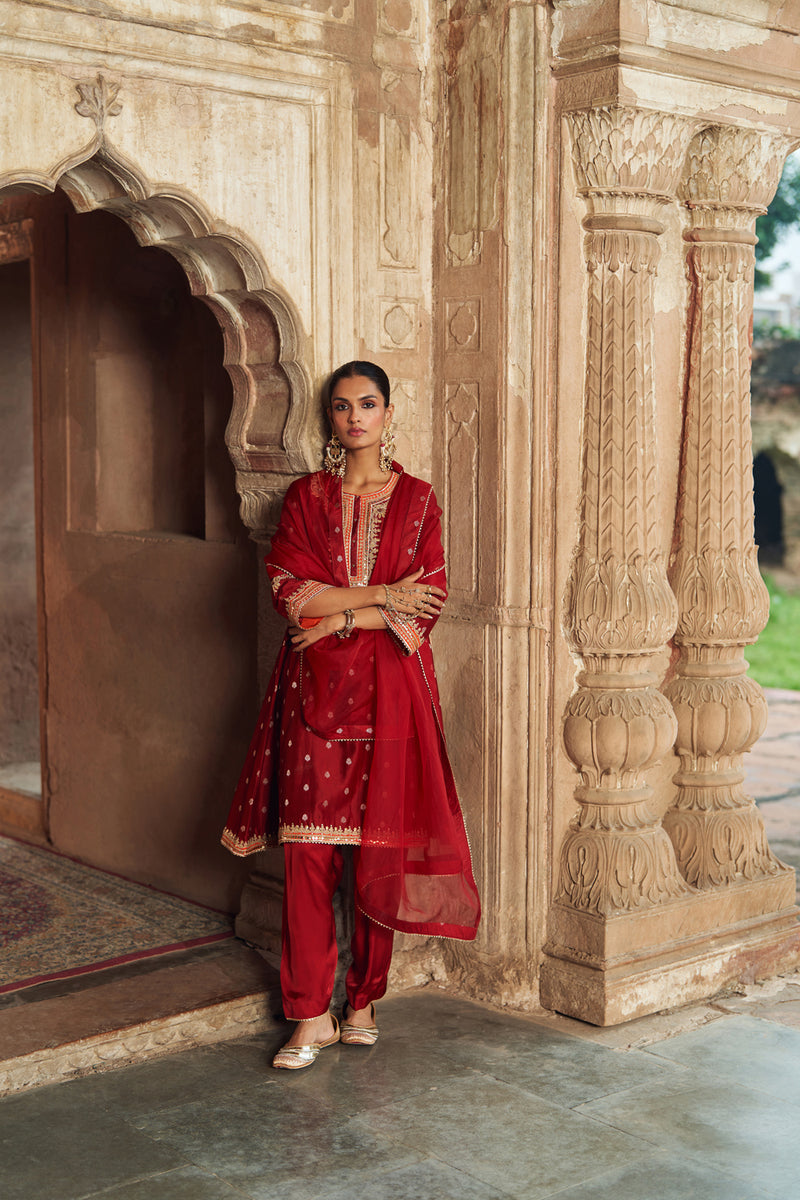 INAAYAT - DEEP RED CHAUGA WITH SALWAR chanderi silk kurta/kurta set by SHEETAL BATRA in red for women Worldwide