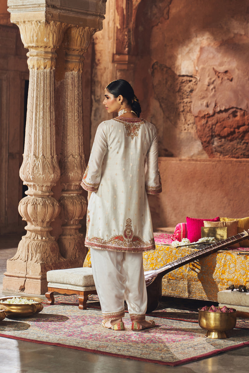 MEHWISH - DAISY IVORY SHORT KURTA WITH SALWAR AND DUPATTA chanderi silk kurta/kurta set by SHEETAL BATRA in ivory for women Worldwide