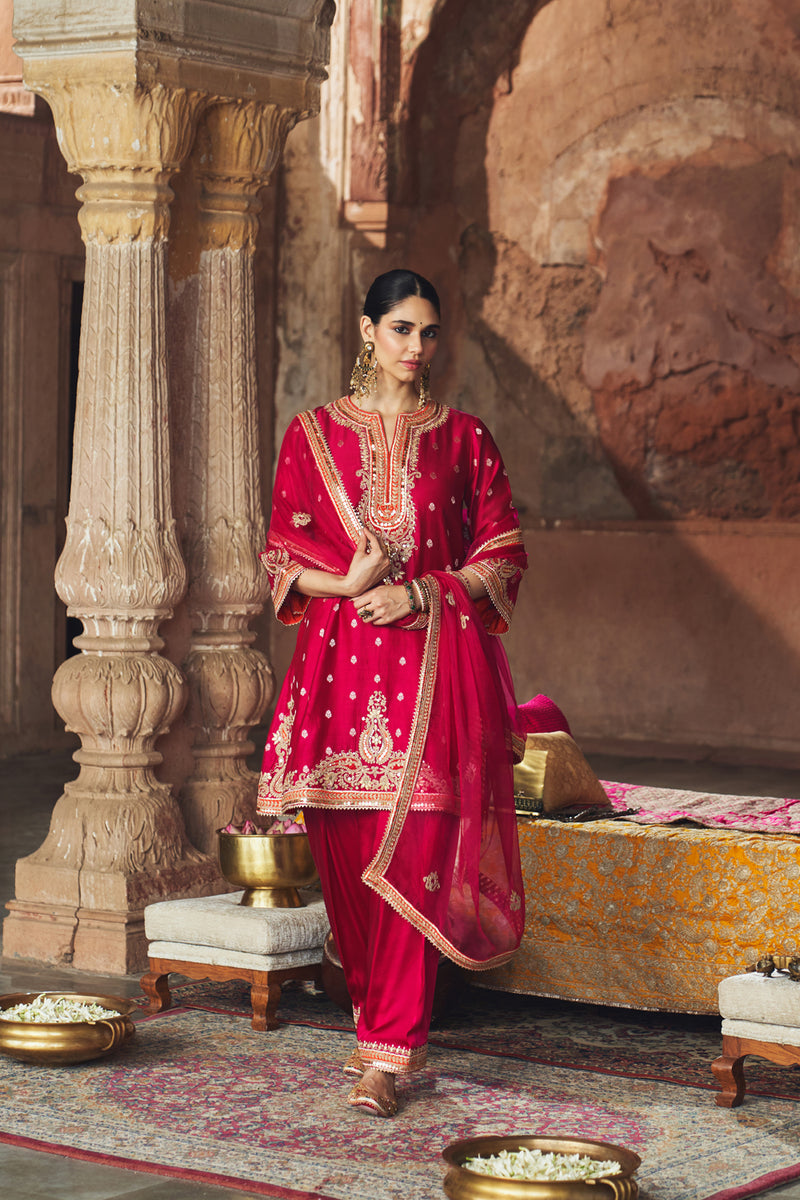 MEHWISH - HOTPINK SHORT KURTA WITH SALWAR AND DUPATTA chanderi silk kurta/kurta set by SHEETAL BATRA in pink for women Worldwide