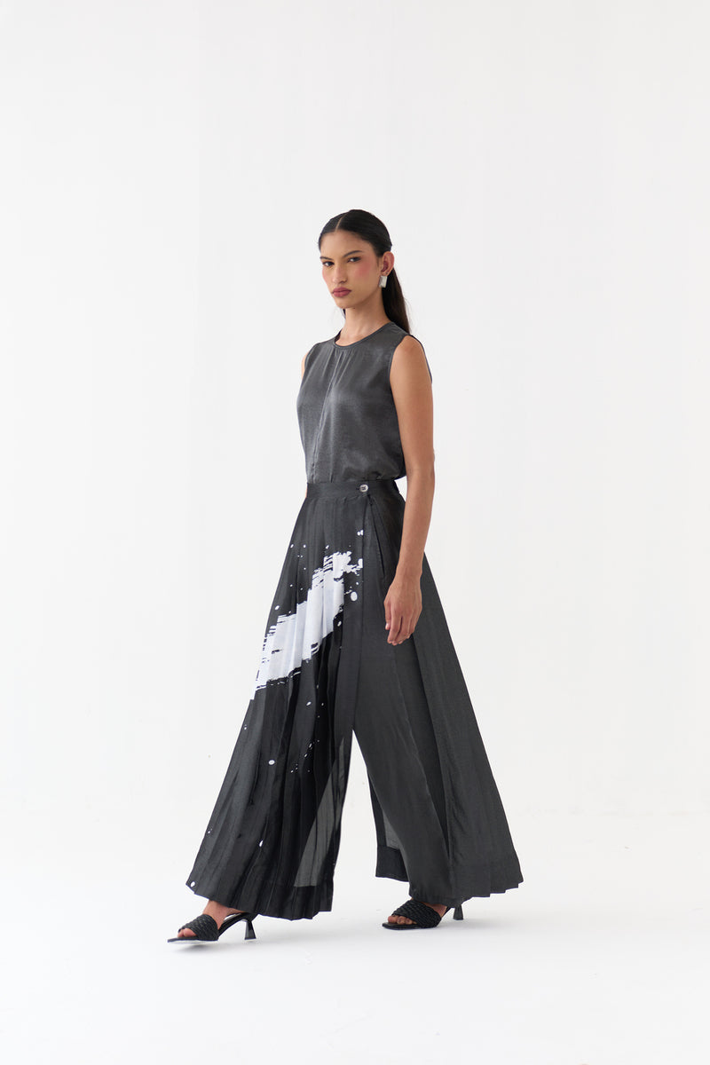 Splash Print Skirtpant-Graphite metallic tissue pant/trouser by THREE in grey for women Worldwide