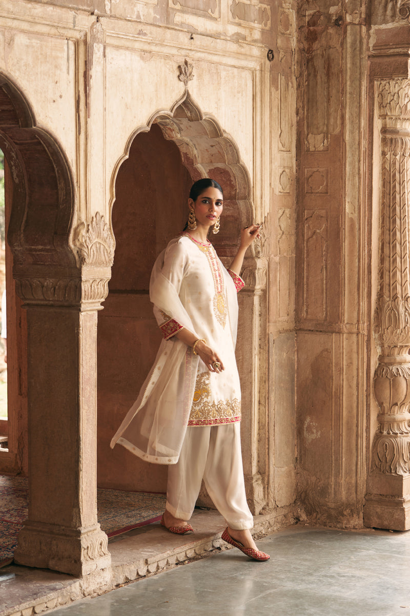 ANILA - DAISY IVORY SHORT KURTA WITH SALWAR chanderi silk kurta/kurta set by SHEETAL BATRA in ivory for women Worldwide