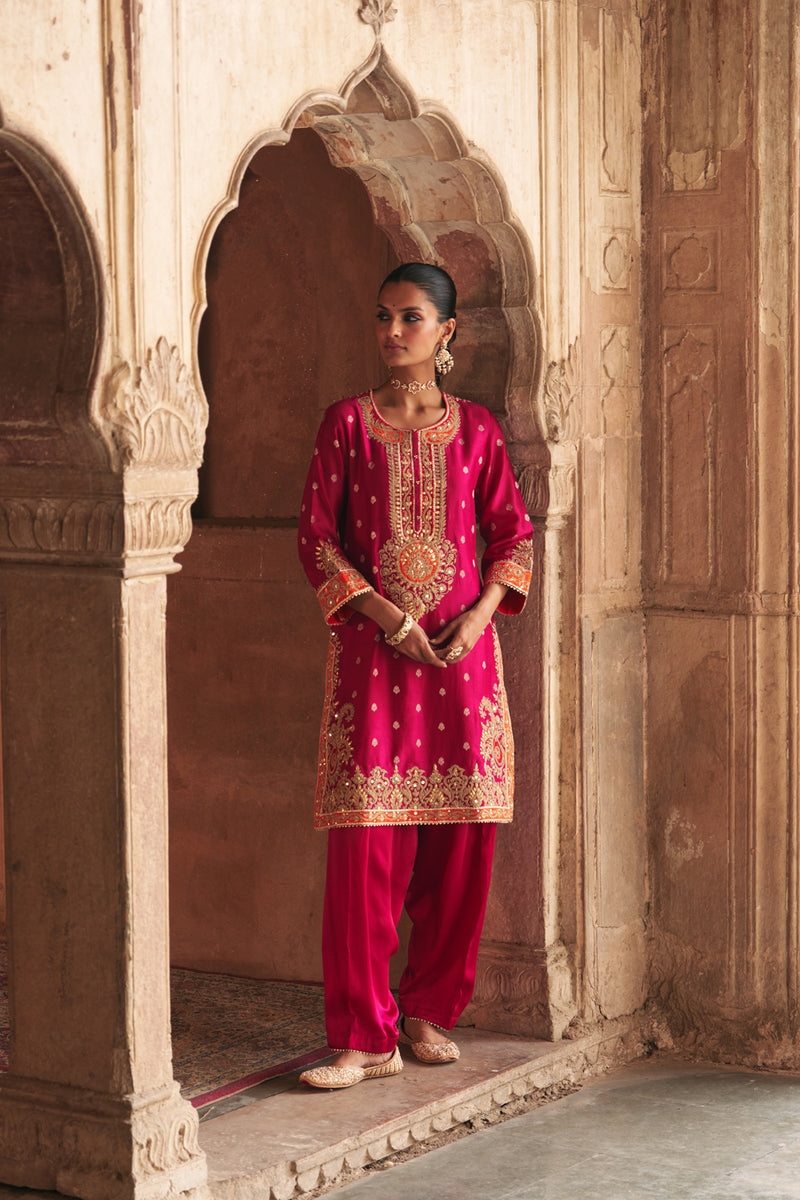 ANILA - HOTPINK SHORT KURTA WITH SALWAR chanderi silk kurta/kurta set by SHEETAL BATRA in pink for women Worldwide