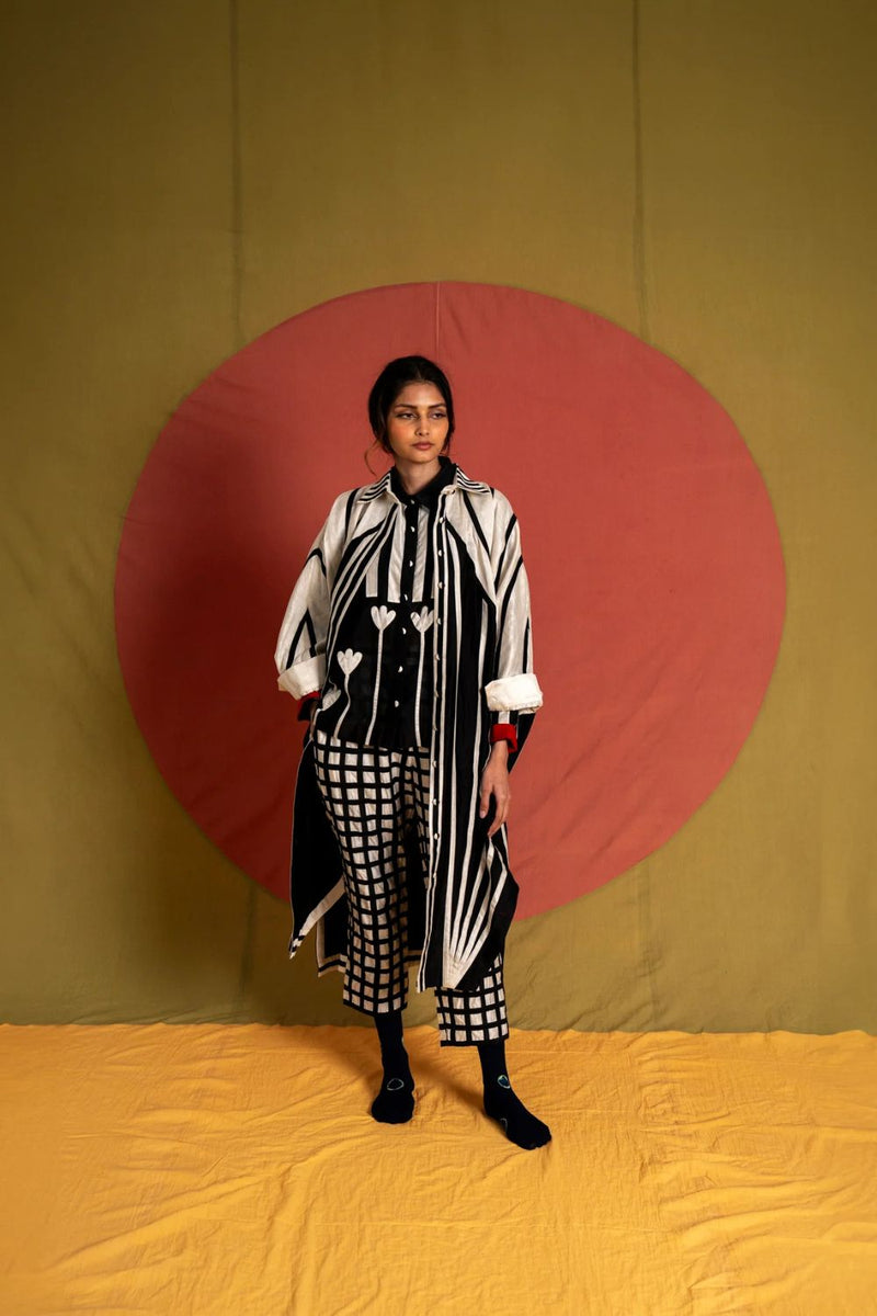 Venti Shirt Tunic-Black and White chanderi tunics/kaftan by Ka-Sha in black for women Worldwide