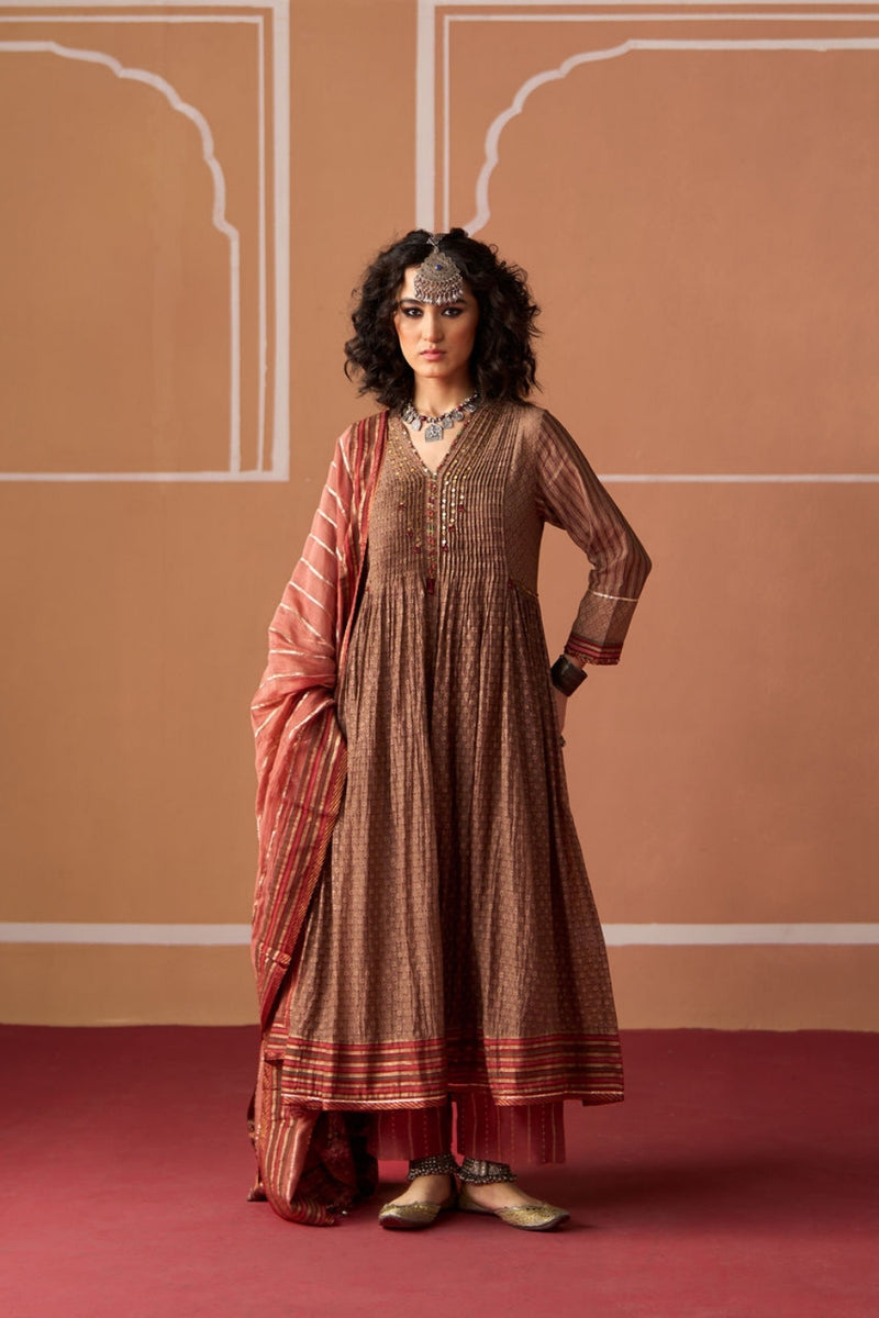 Moira Kurta chanderi kurta/kurta set by SWATTI KAPOOR in grey, rust for women Worldwide
