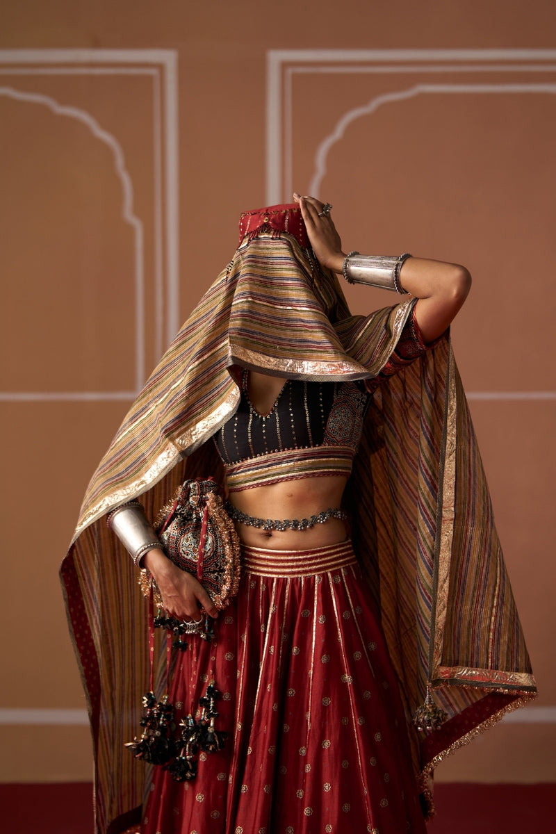 Niviya Dupatta chanderi dupatta by SWATTI KAPOOR in multi-color stripe for women Worldwide