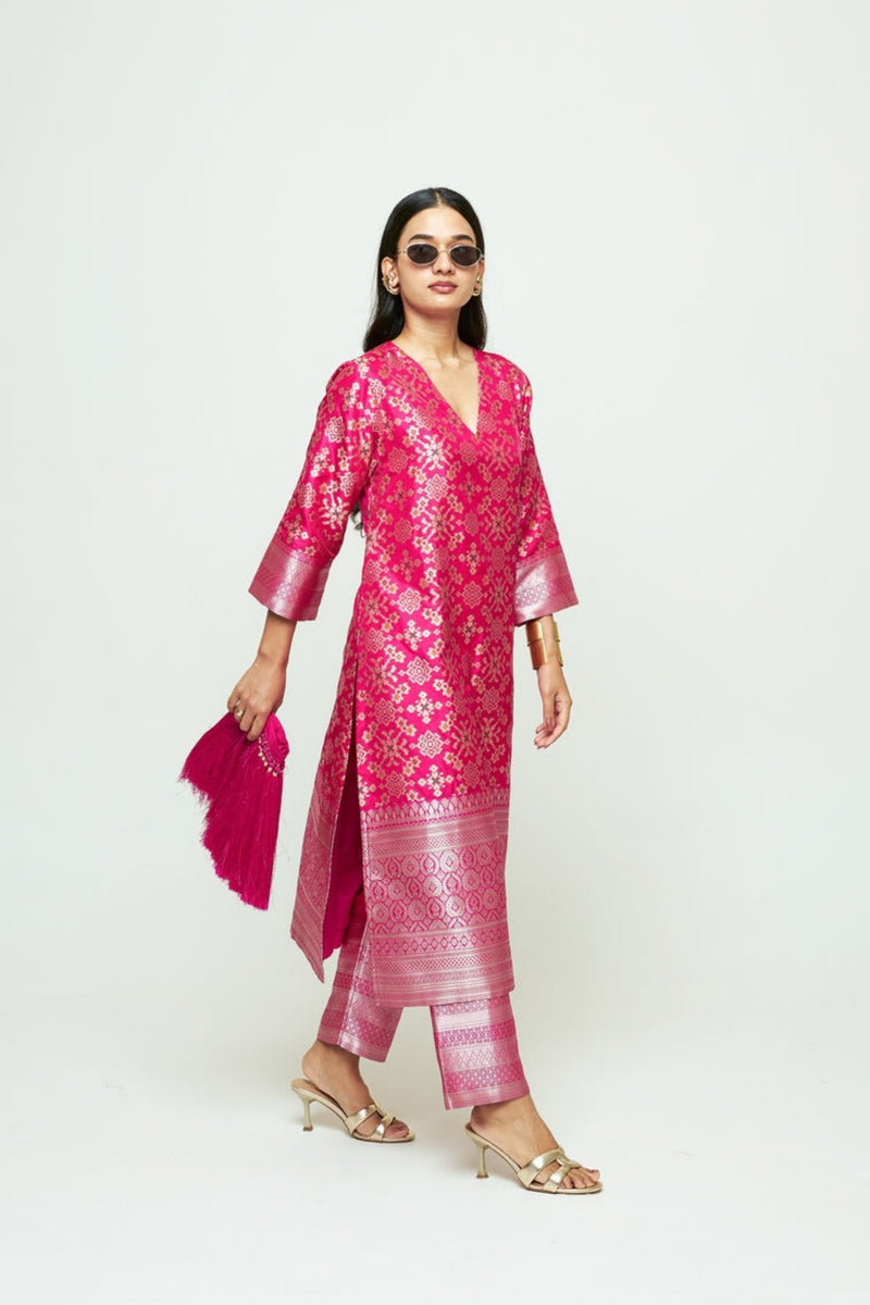 Meena-Pink Brocade Kurta Set silk, organza kurta/kurta set by SOBARIKO in pink for women Worldwide