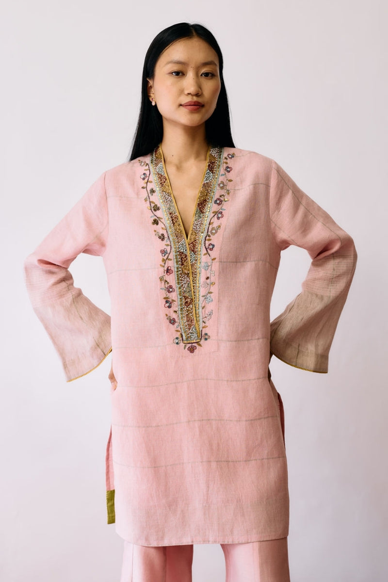 Naar Hand-Embroidered Metallic Kurta-Pink linen kurta/kurta set by Manan in pink for women Worldwide