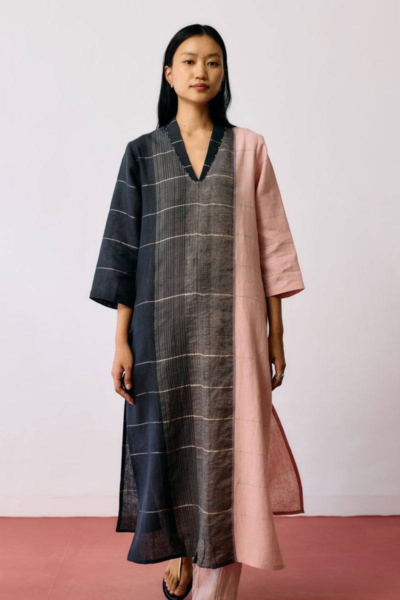 Zanera Patchwork Pintuck Kurta linen kurta/kurta set by Manan in black for women Worldwide