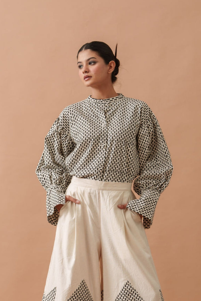 Lotus Top handwoven cotton top/shirt by Stoique in natural, black for women Worldwide