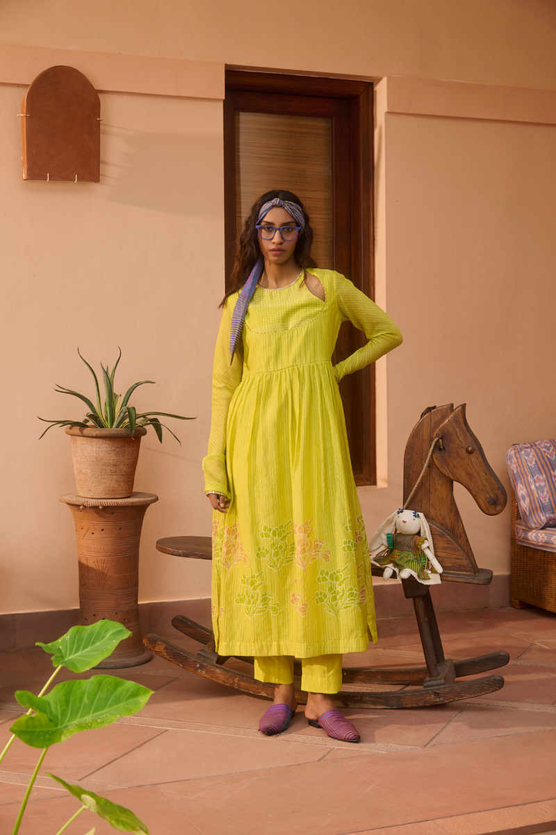 BERY KURTA-YELLOW chanderi by SWATTI KAPOOR in yellow color for women Worldwide