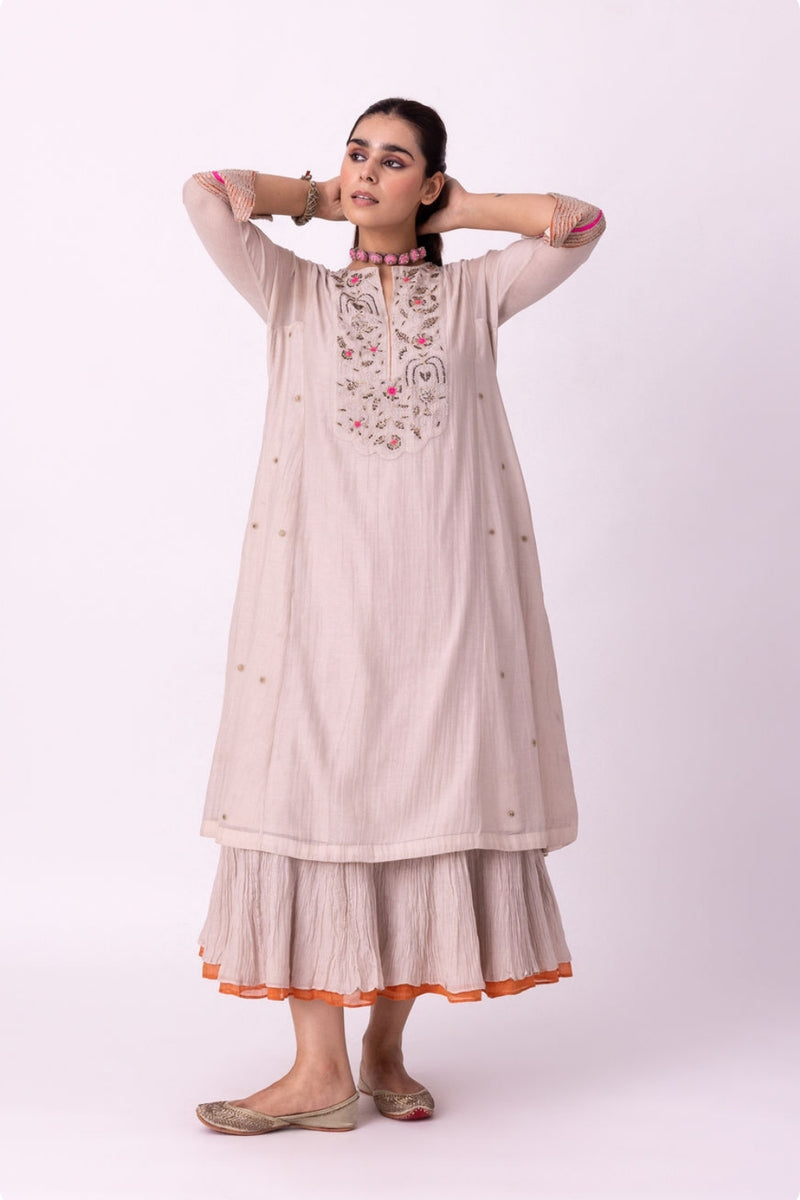 Zariyat Kurta chanderi kurta/kurta set by Shades of India in beige for women Worldwide