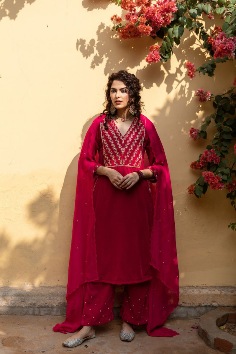 Roya Gulabi - Velvet Embroidered Suit Set by Maison Shefali in red color for women Worldwide