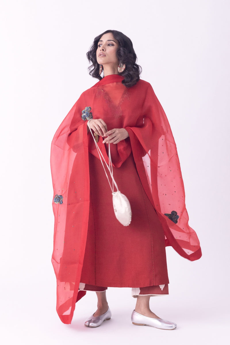 Vaski-Dupatta silk organza dupatta by Shades of India in red for women Worldwide