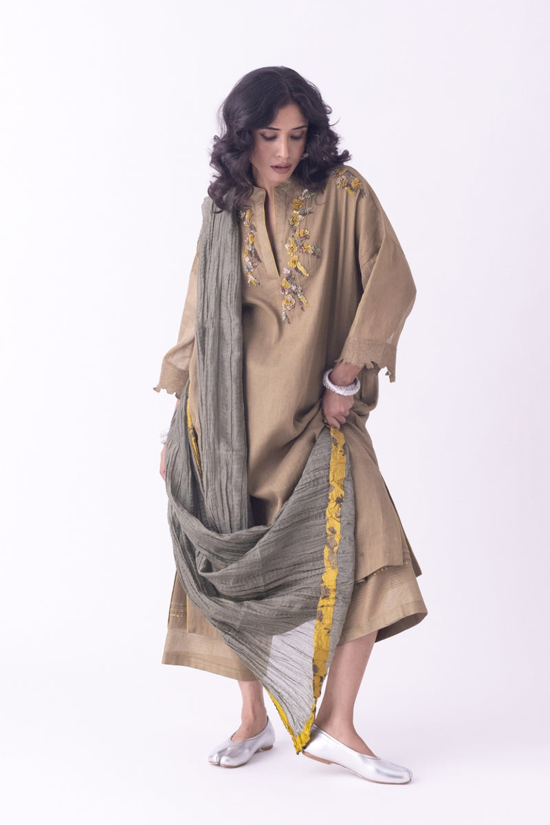 Rakta-Dupatta silk cotton dupatta by Shades of India in olive for women Worldwide