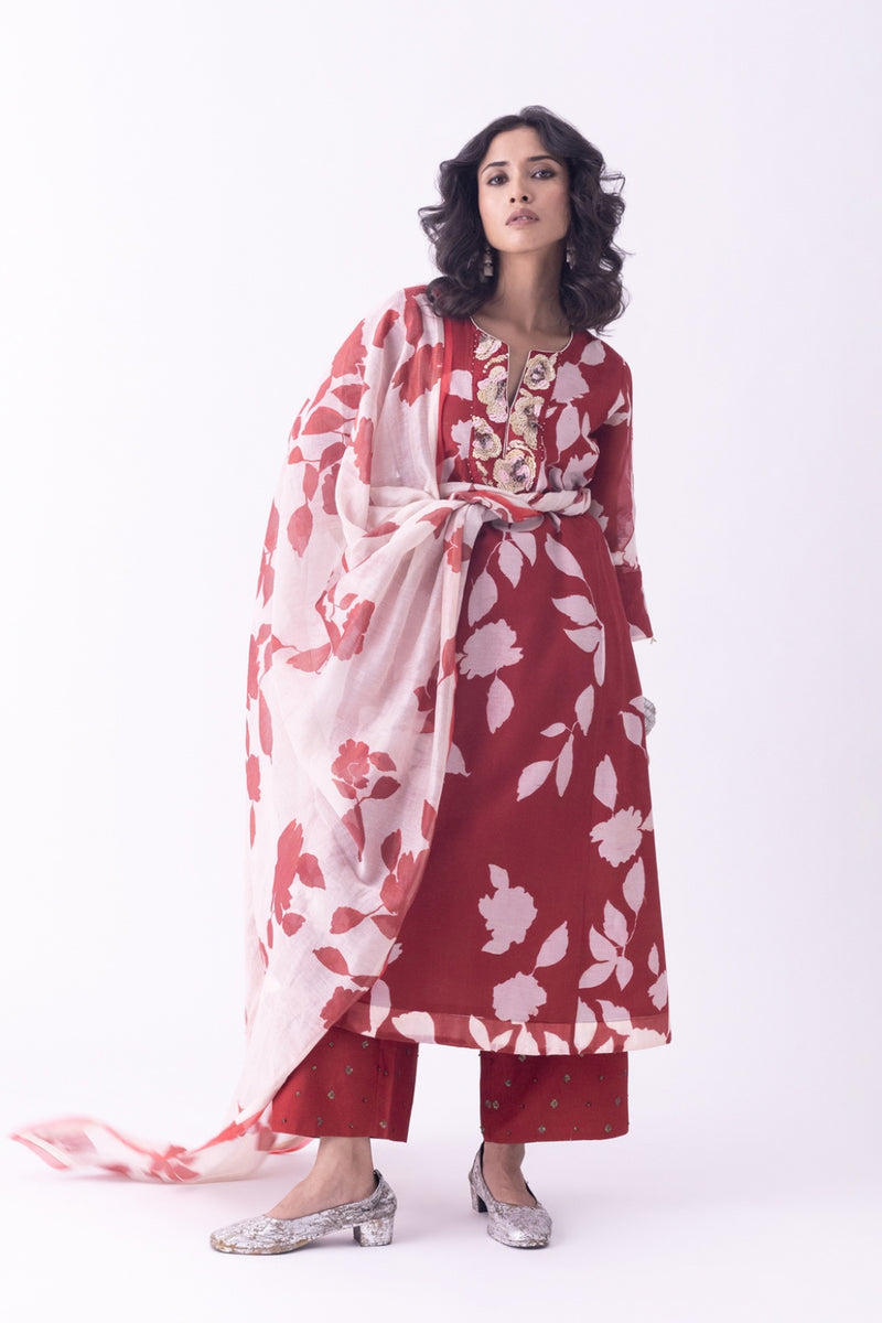 Punar-Dupatta silk cotton dupatta by Shades of India in red for women Worldwide