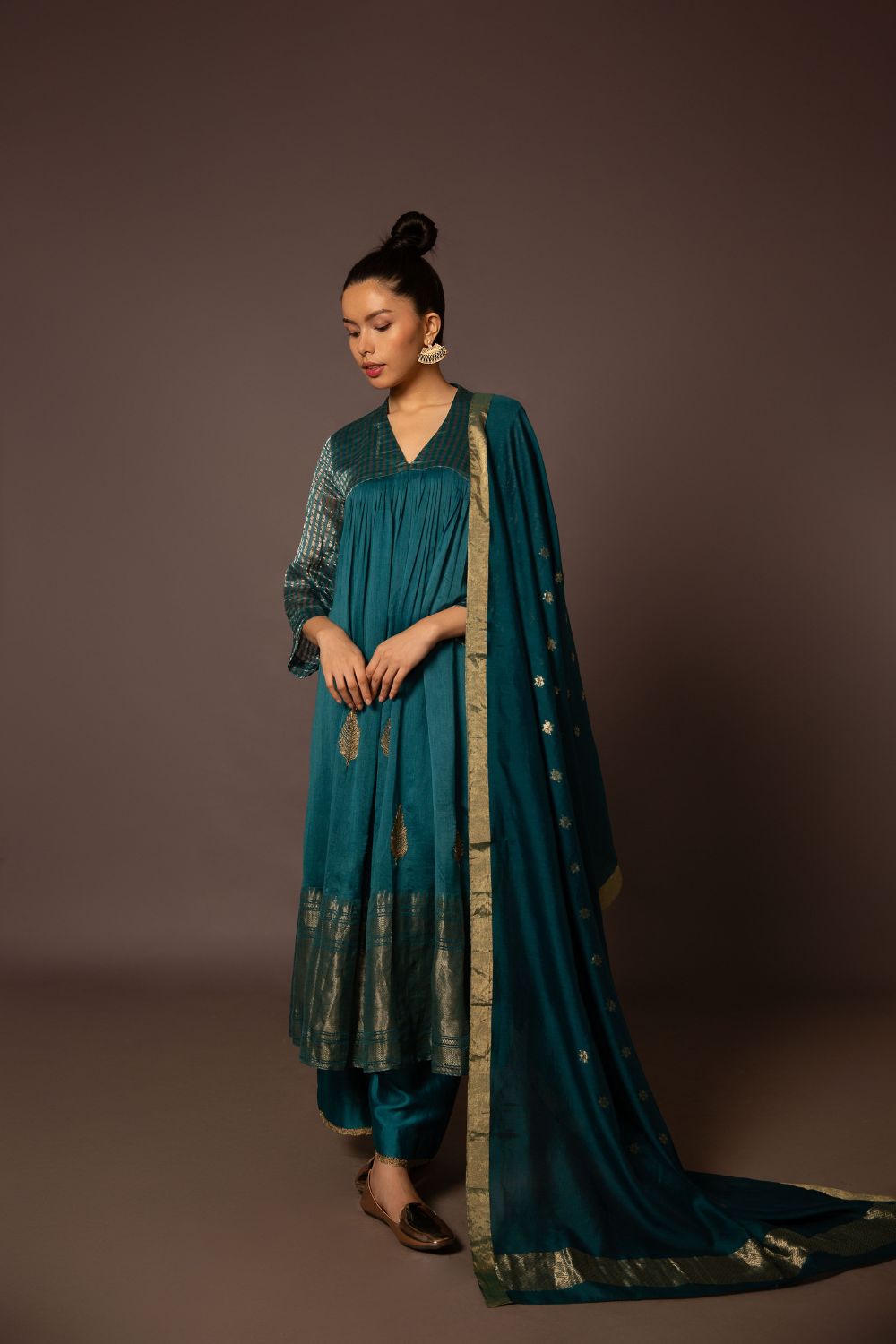 Teal Benerasi Border Kurta Set