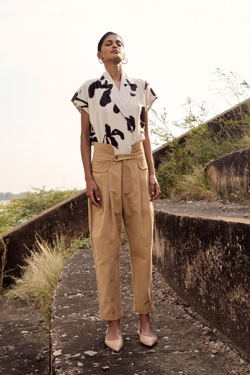 Remi trouser cotton by Khara Kapas in beige for women Worldwide