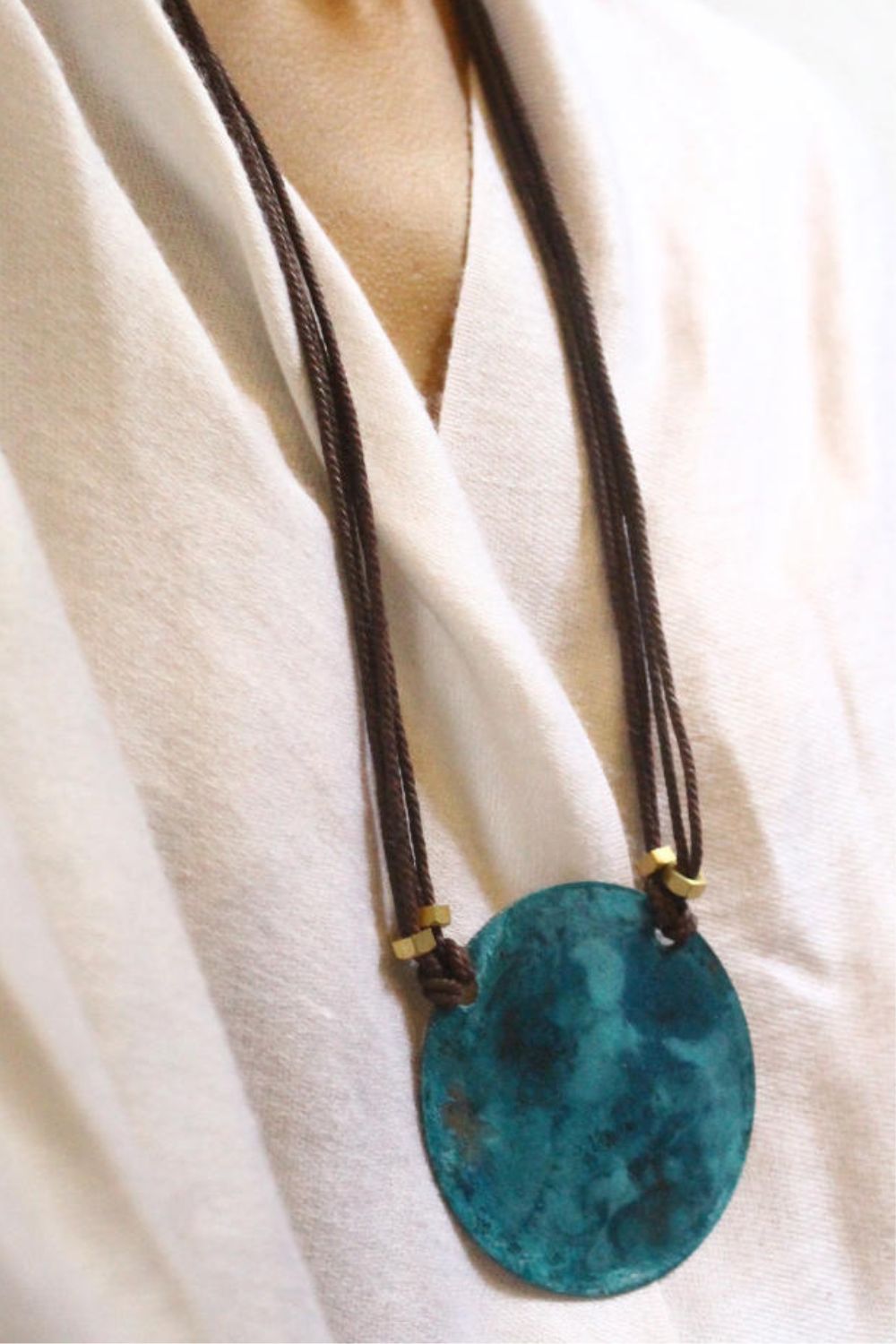 PATINA CIRCLE NECKPIECE