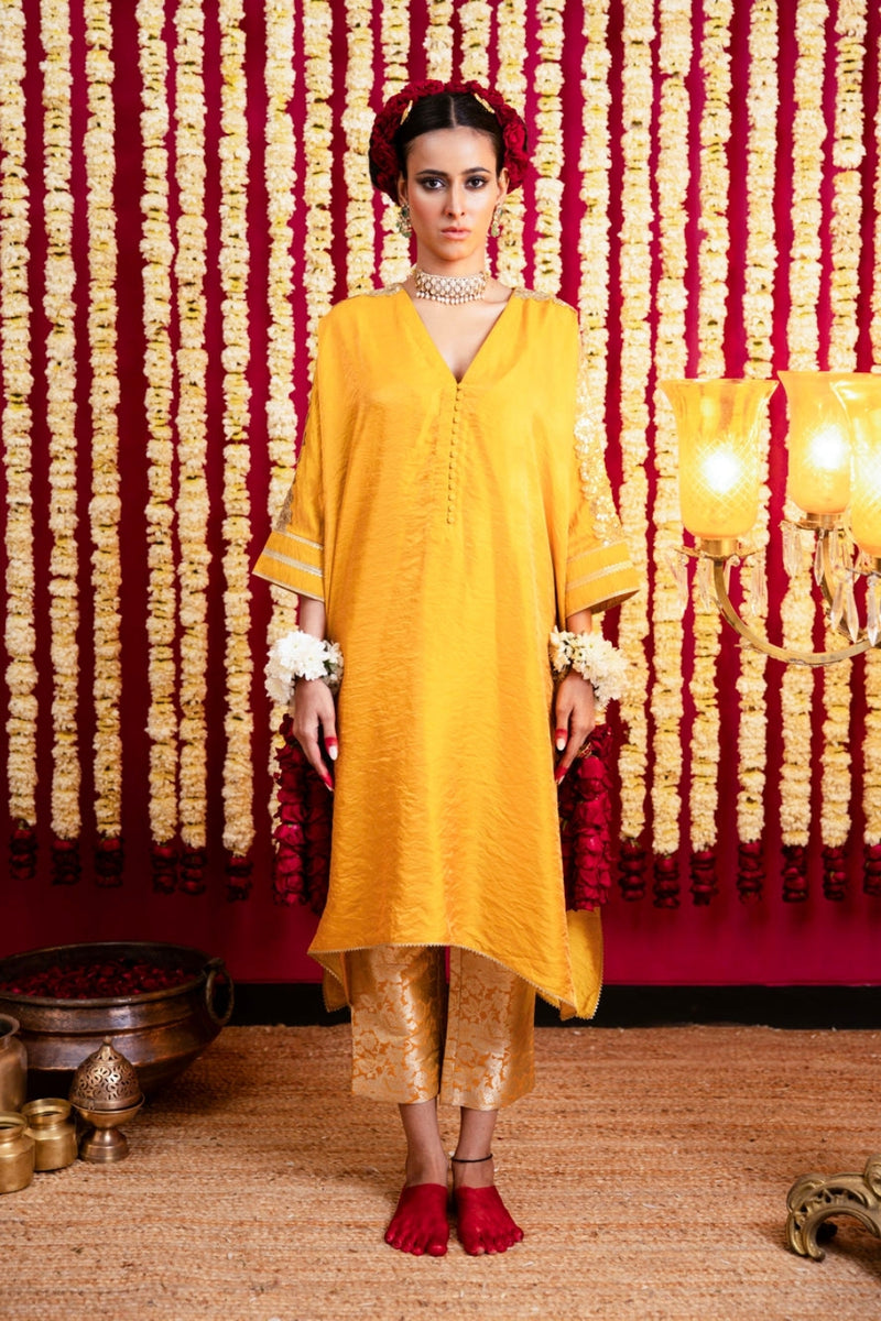 Shimmer Crêpe Tunic & Brocade Pants Set-Yellow crepe kurta/kurta set by Sabo by Sabina in yellow for women Worldwide