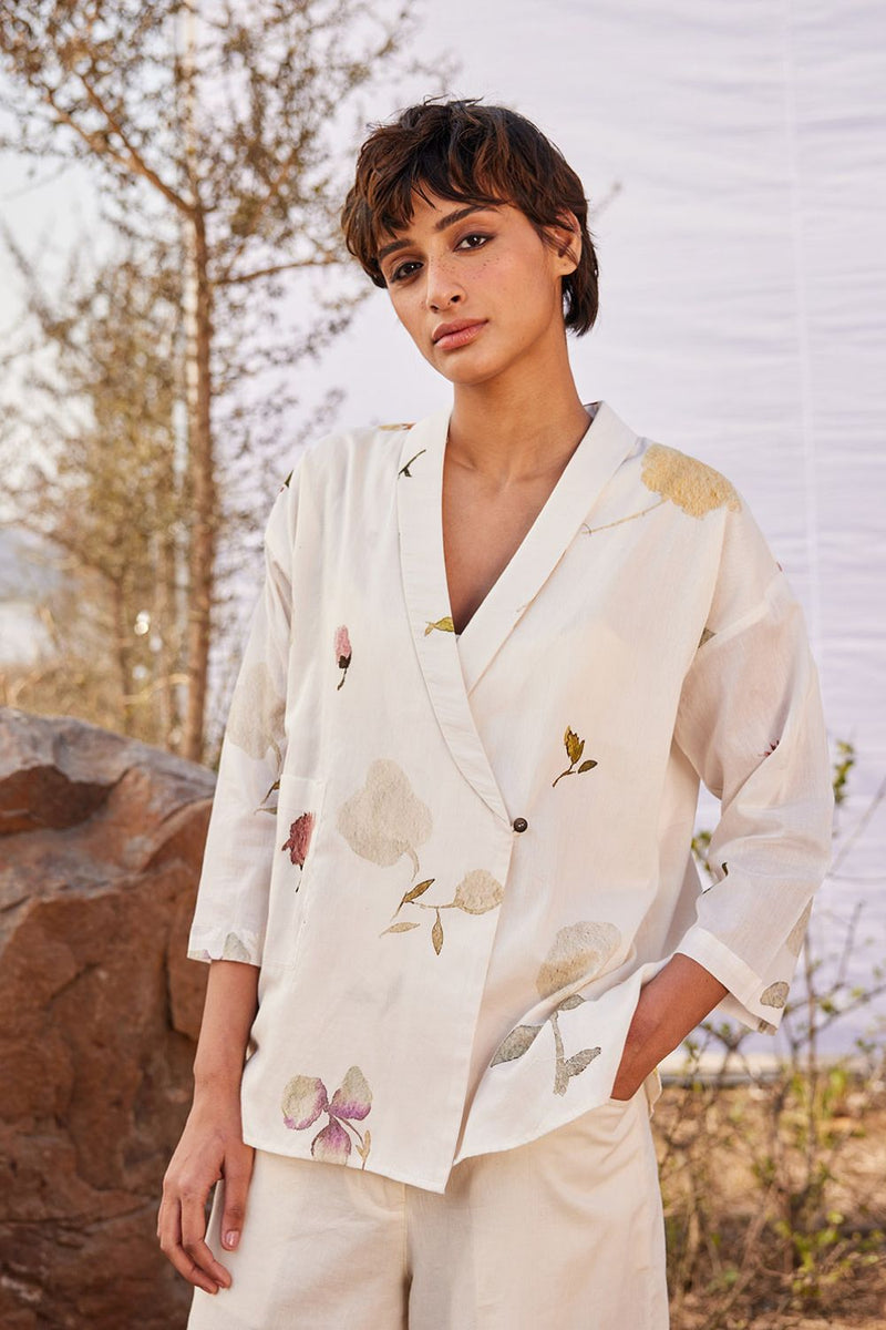 Ruyi Top cotton by Khara Kapas in white for women Worldwide