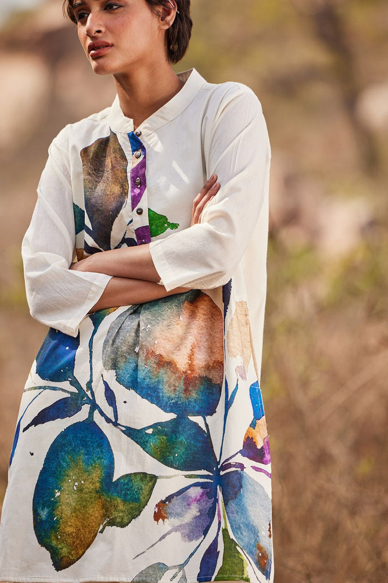 Vann Kurta cotton by Khara Kapas in white for women Worldwide