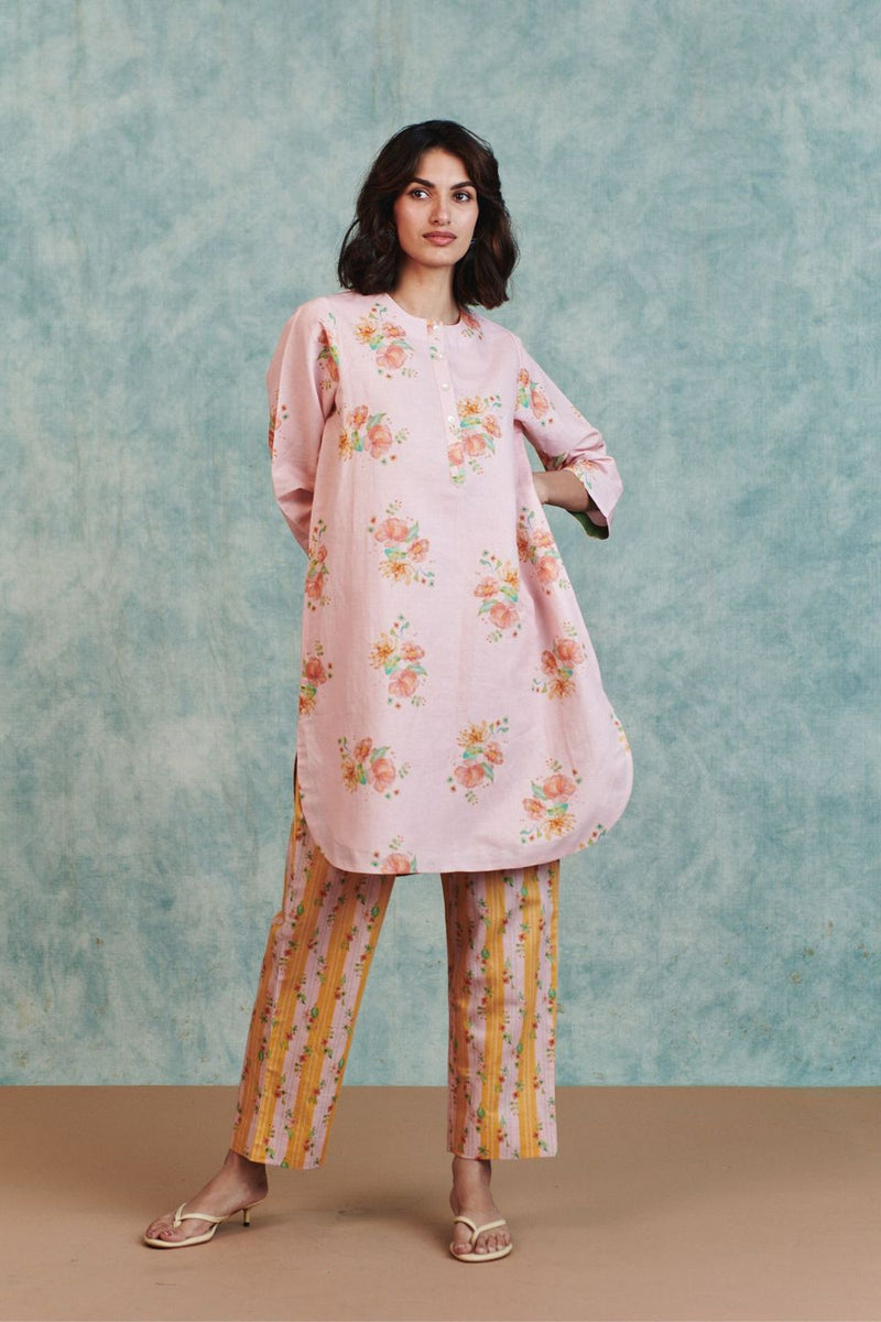 Flora Co Linen Round Hem Kurta Set cotton linen light kurta set by Saphed in pink for women Worldwide
