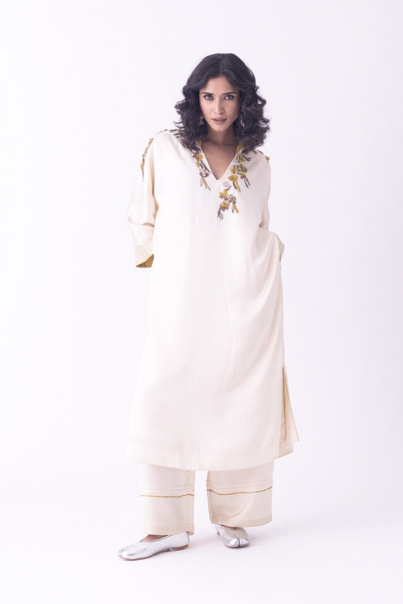 Sahar-Kaftan linen blend indo-western by Shades of India in brown for women Worldwide