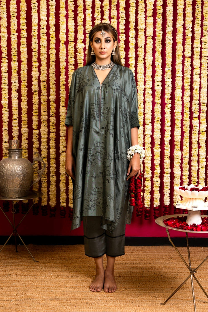 Silk Thread Work Tunic & Pant Set-Teal Blue silk thread work kurta/kurta set by Sabo by Sabina in blue for women Worldwide