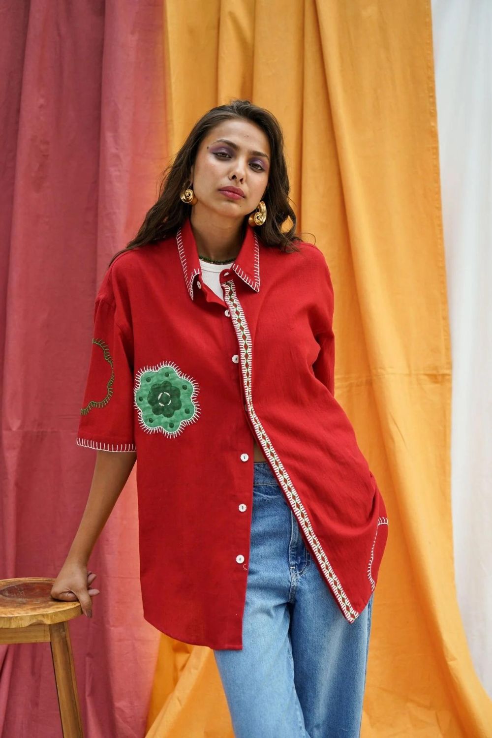 Cayenne Handloom applique Unisex shirt