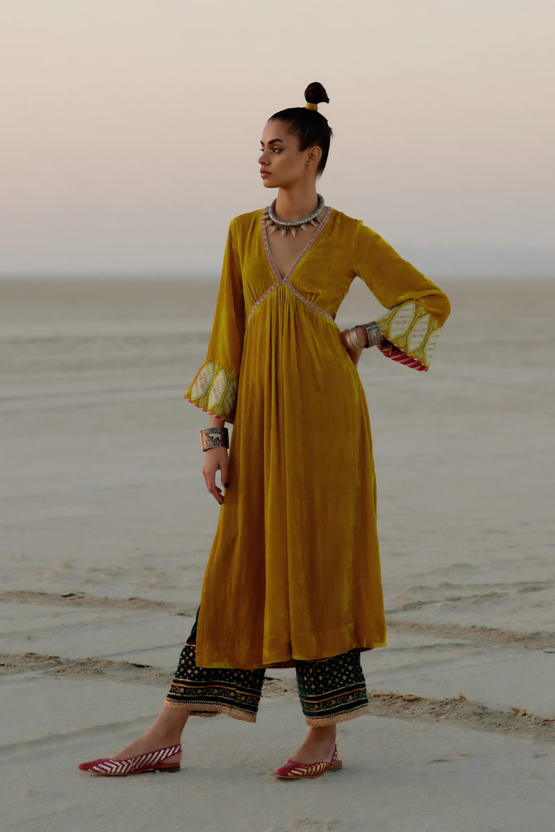 MUSTARD YELLOW BELL SLEEVE SILK VELVET KURTA SET