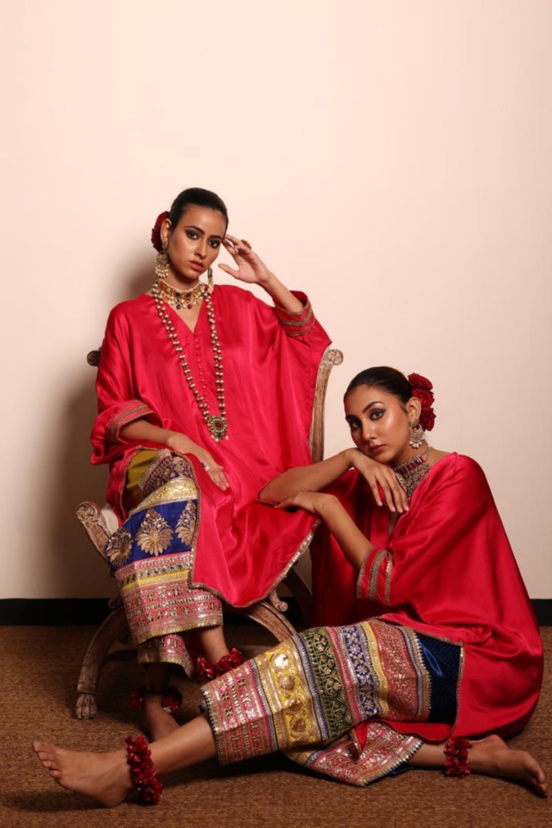 Multi Border Izhaar-Coral Tunic/ Electric Blue Farshi