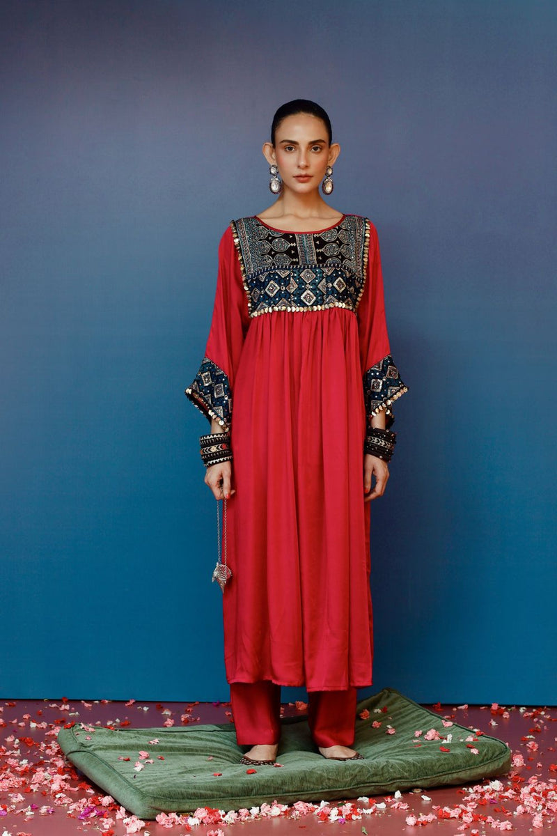 Saundh Pink Kurta Set satin by PRAHNAAYA in pink color for women Worldwide