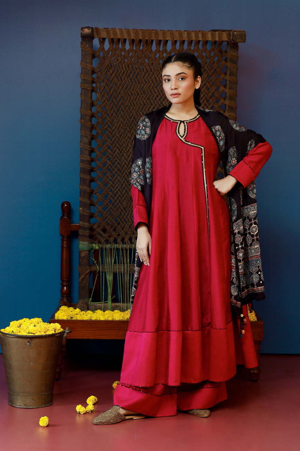 Baithak Pink Flair Kali Kurta Set