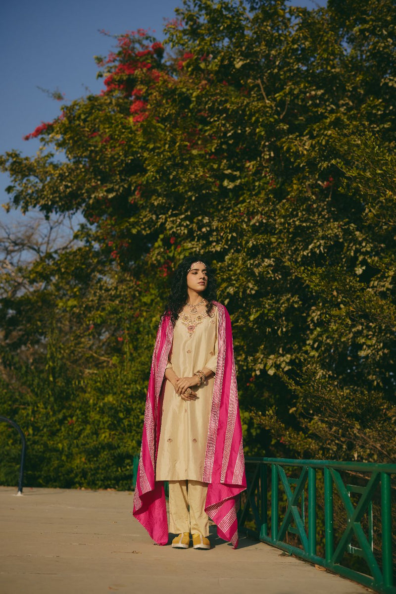 VANYA & BANI KURTA & PANT silk by Rashika Mittal in beige color for women Worldwide