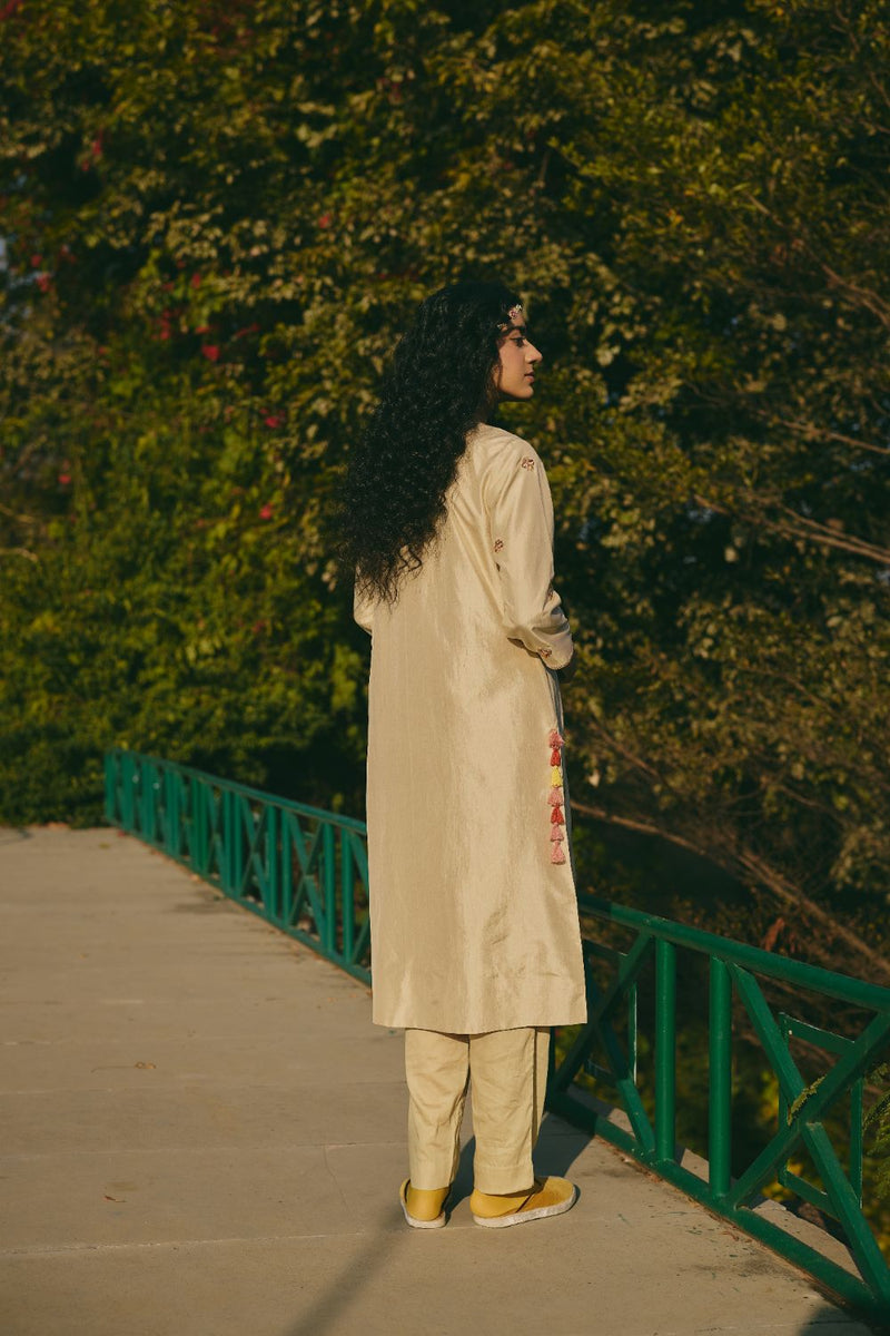 VANYA & BANI KURTA & PANT silk by Rashika Mittal in beige color for women Worldwide