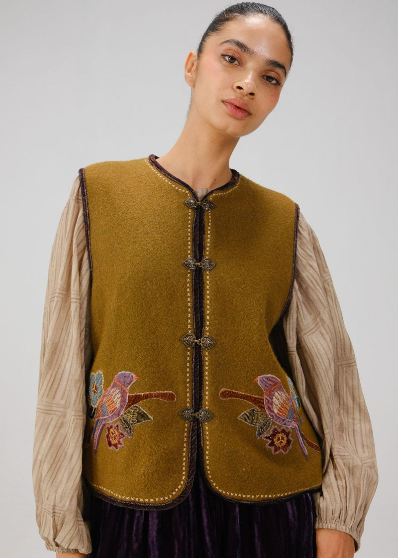 VEST-Parrot Emb by CORD for women Worldwide
