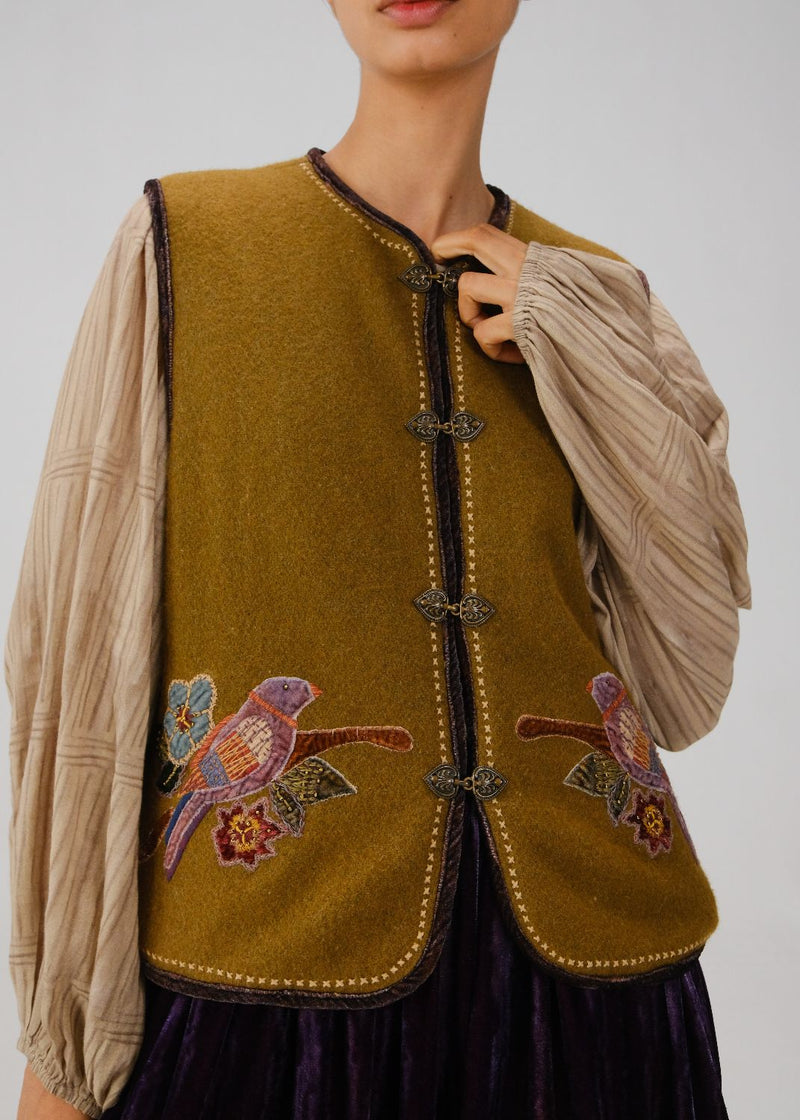 VEST-Parrot Emb by CORD for women Worldwide