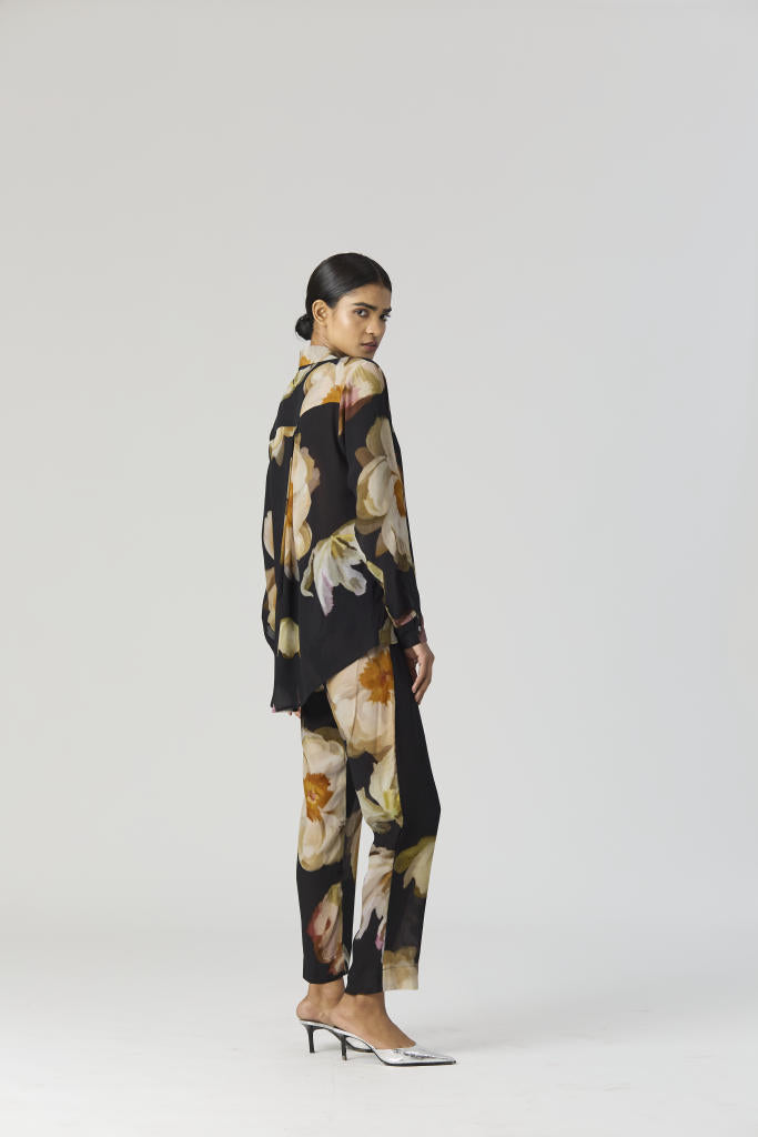 VIVA FIORI CO-ORD SET by Yam in black color for women Worldwide