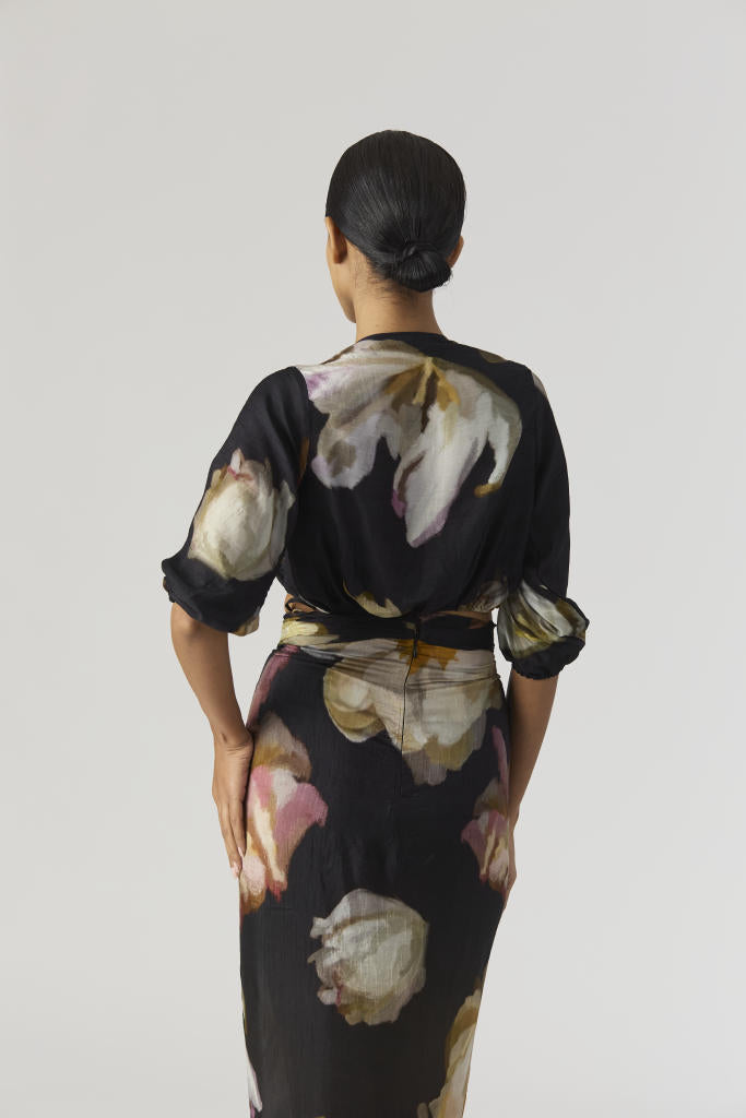 VIVA FIORI FRONT TIE UP TOP & SKIRT SET silk by Yam in black color for women Worldwide
