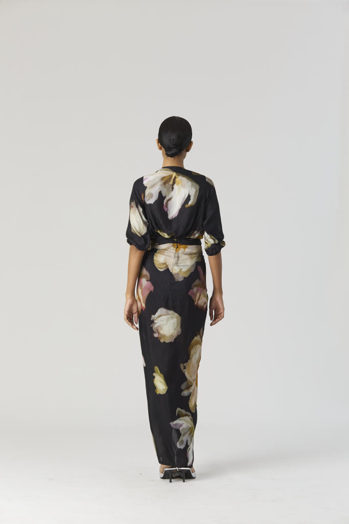 VIVA FIORI FRONT TIE UP TOP & SKIRT SET silk by Yam in black color for women Worldwide