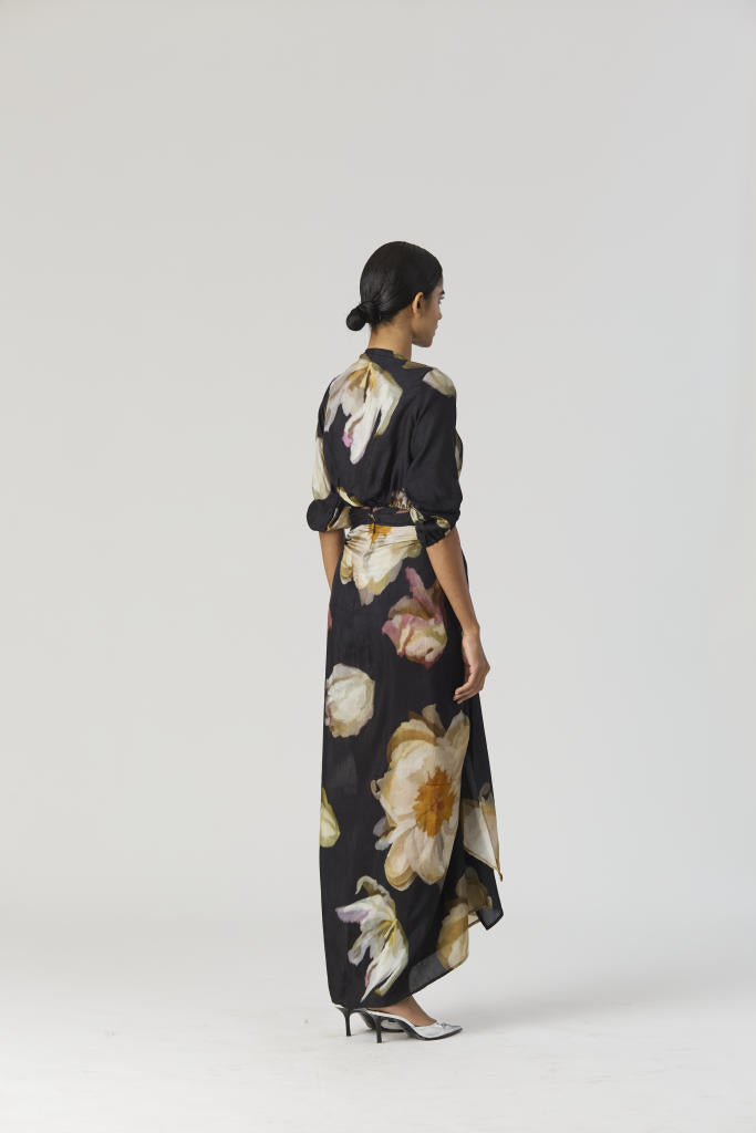 VIVA FIORI FRONT TIE UP TOP & SKIRT SET silk by Yam in black color for women Worldwide