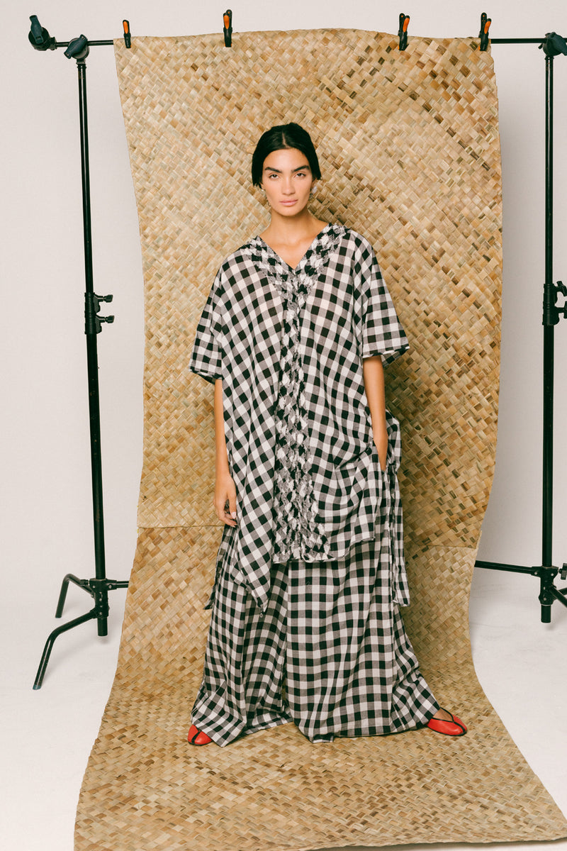 Damai Cotton Kaftan Set madras cotton co-ord set by Ituvana in black for women Worldwide