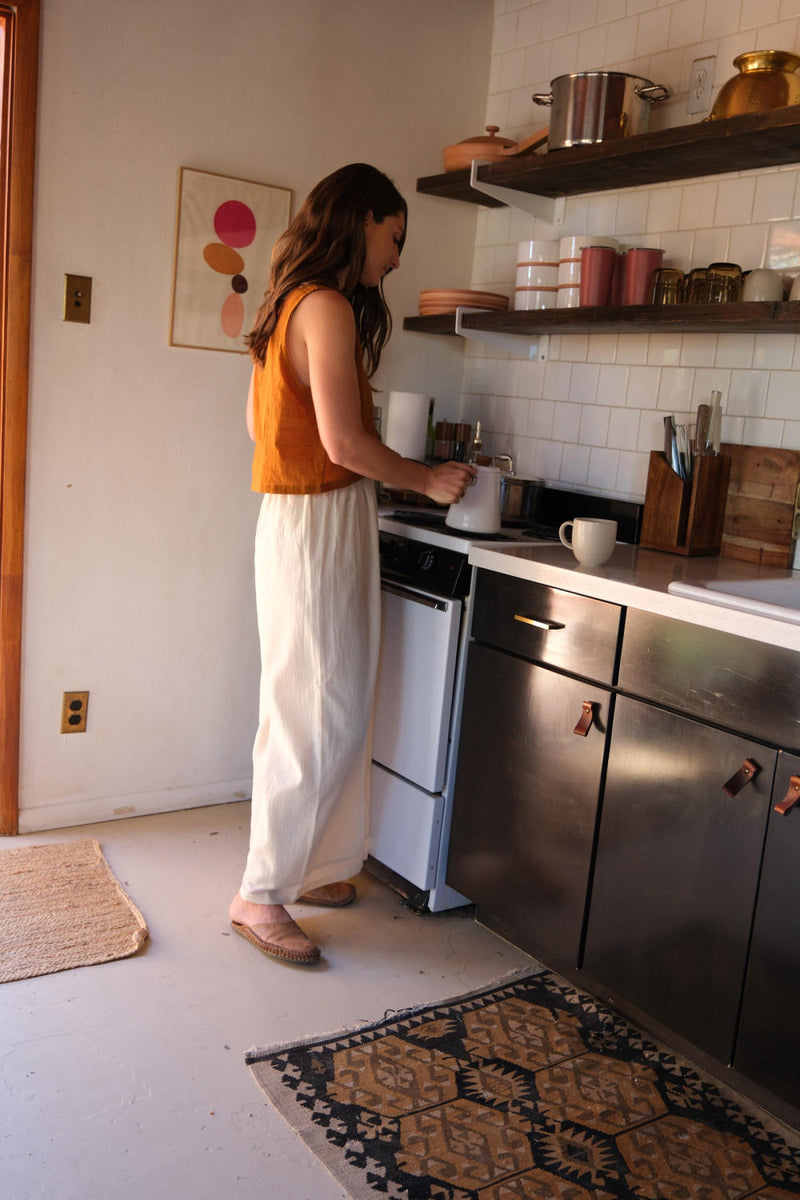 Wide-legged Relaxed Pants 100% cotton by World of Crow in white color for women Worldwide